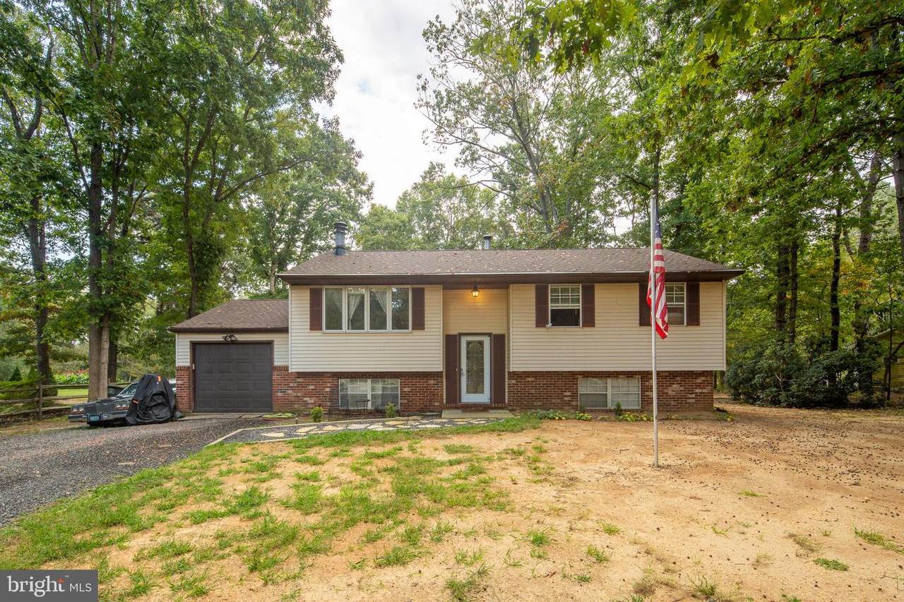 145 Lakeview Avenue - Photo 1