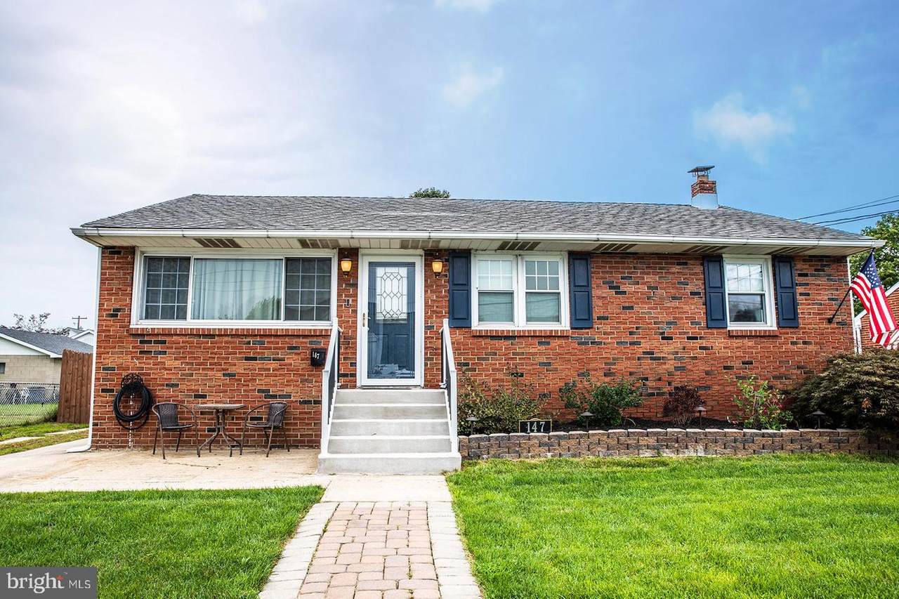 147 Poplar Street - Photo 1