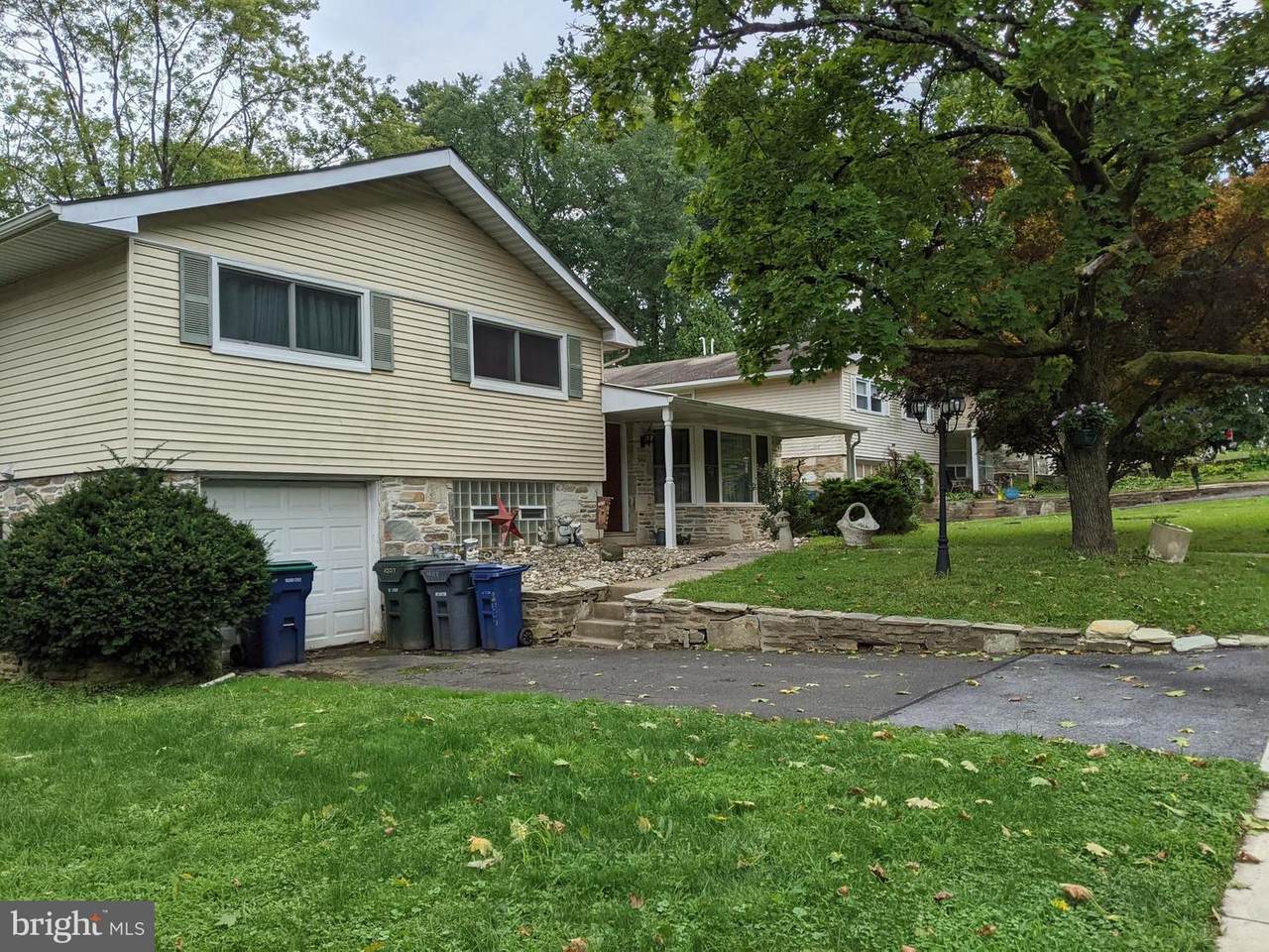 1007 Henrietta Avenue - Photo 1