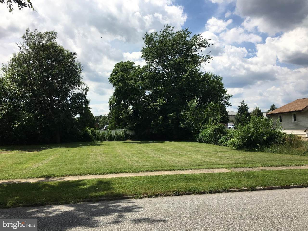 102 Lagrange Avenue - Photo 1