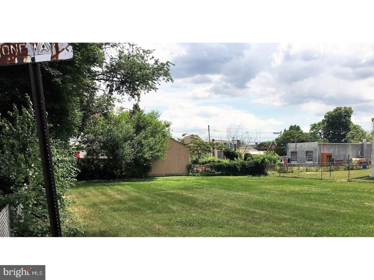 117 Wyandotte Street - Photo 1