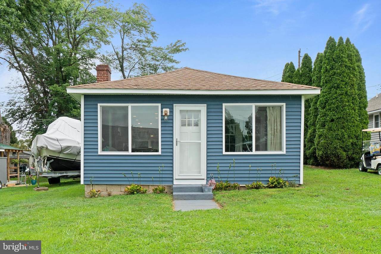 25 Delaware Avenue - Photo 1