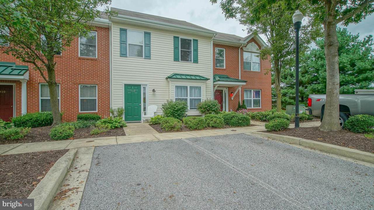 312 Hilltop Lane - Photo 1