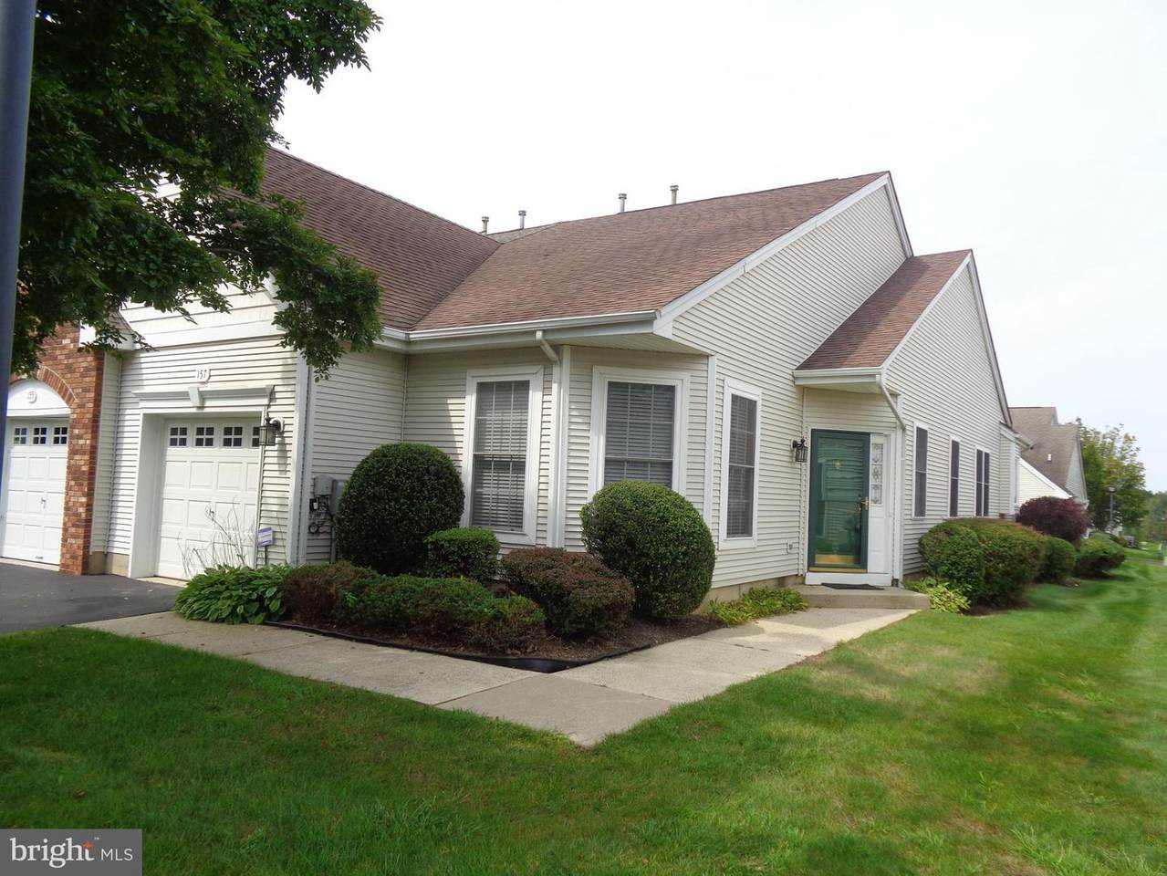 157 Meadowlark Drive - Photo 1