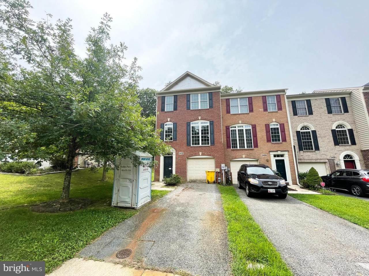 2410 Killarney Terrace - Photo 1