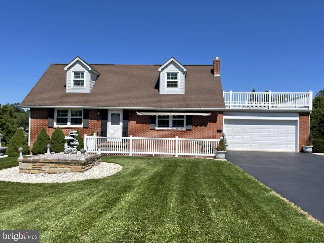64 Wright Street - Photo 1