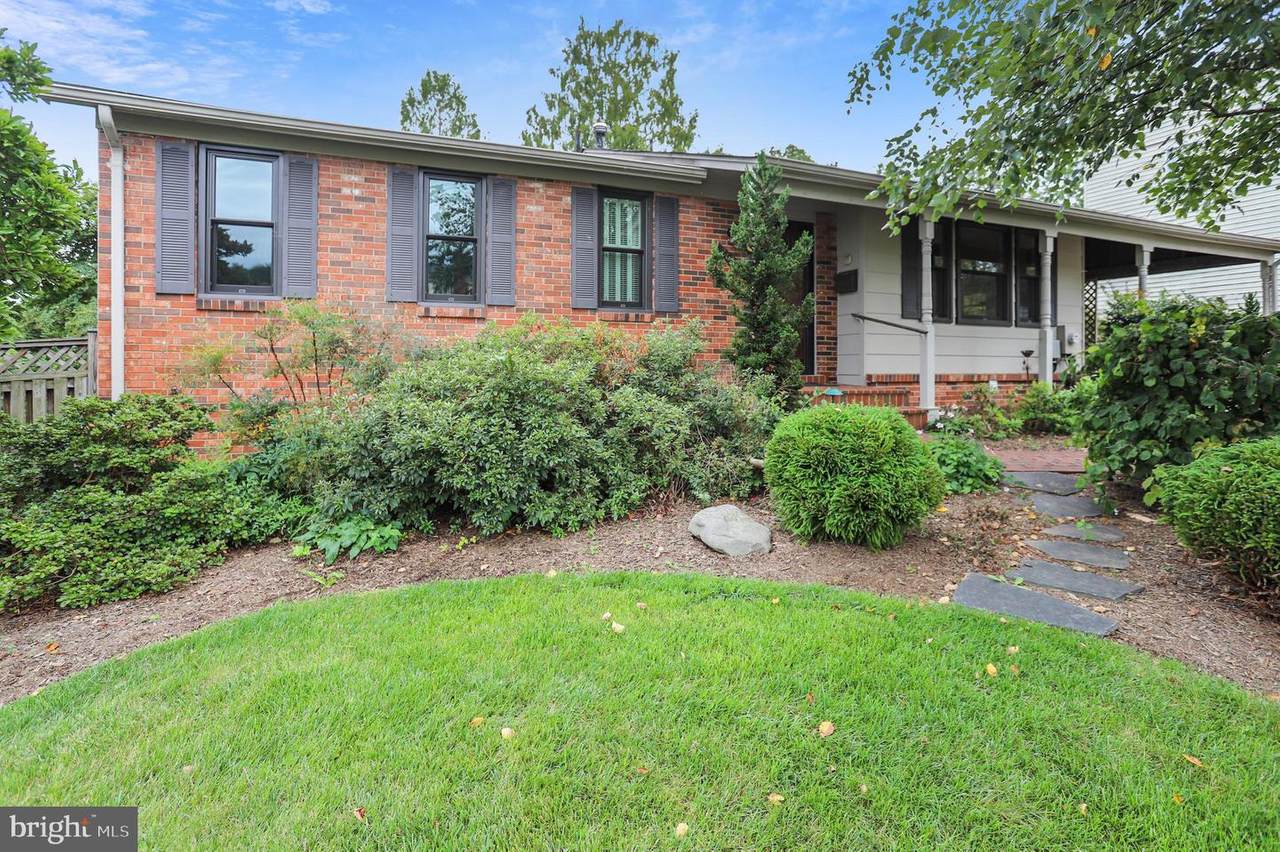 2627 Lackawanna Street - Photo 1