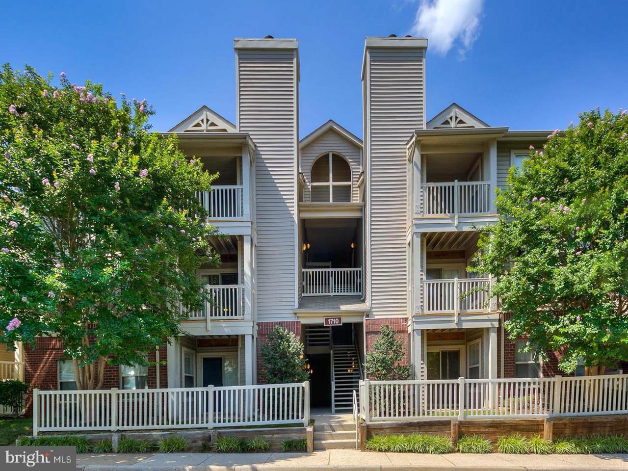1710 Abercromby Court - Photo 1