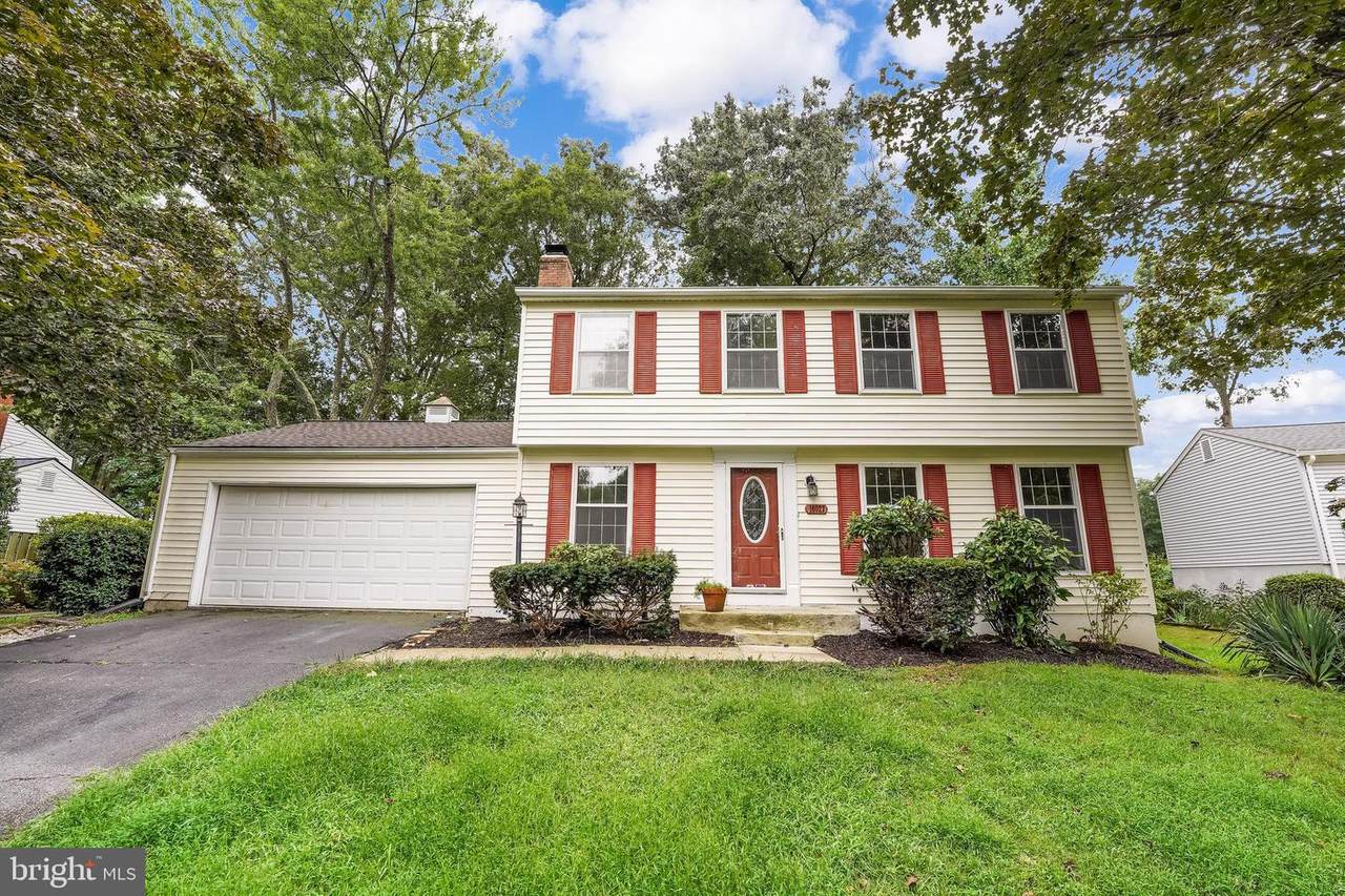 16027 Fairway Drive - Photo 1