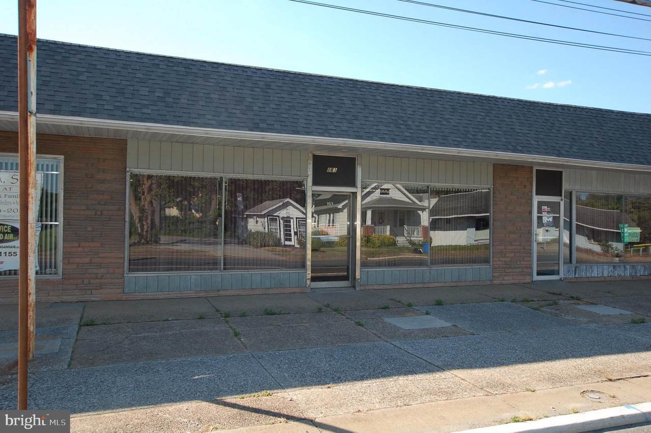 163 Broadway - Photo 1