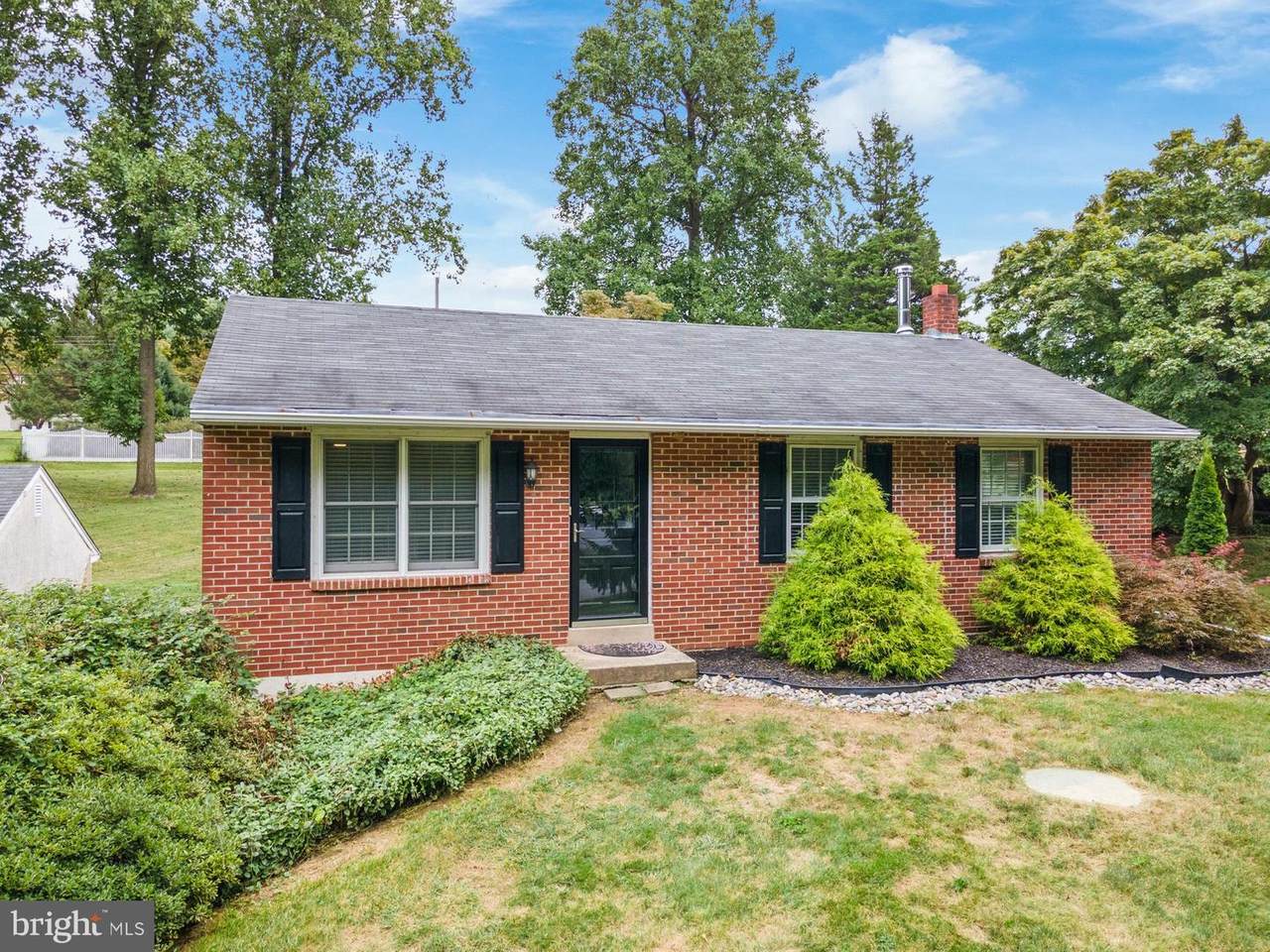 1313 Circle Drive - Photo 1