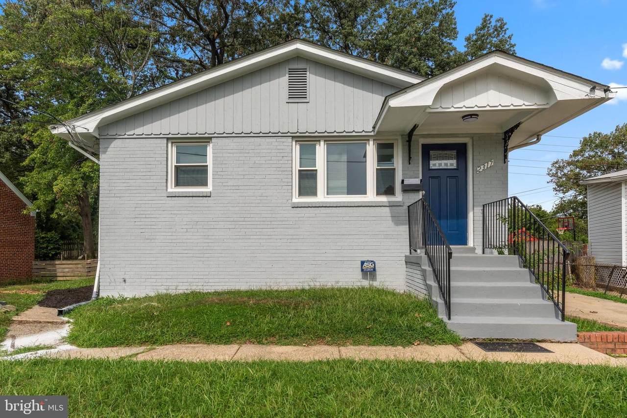2317 Ramblewood Drive - Photo 1