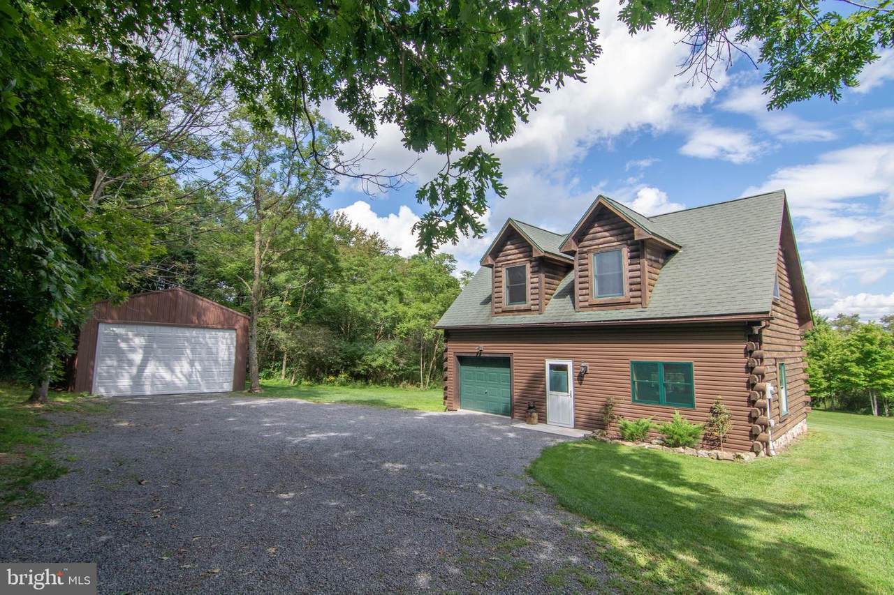 211 Fernwood Drive - Photo 1