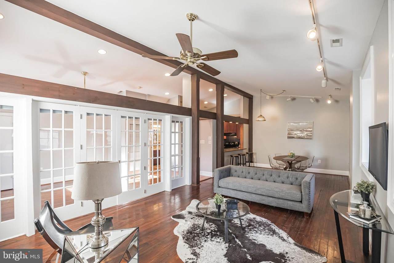 610 Percy Street - Photo 1