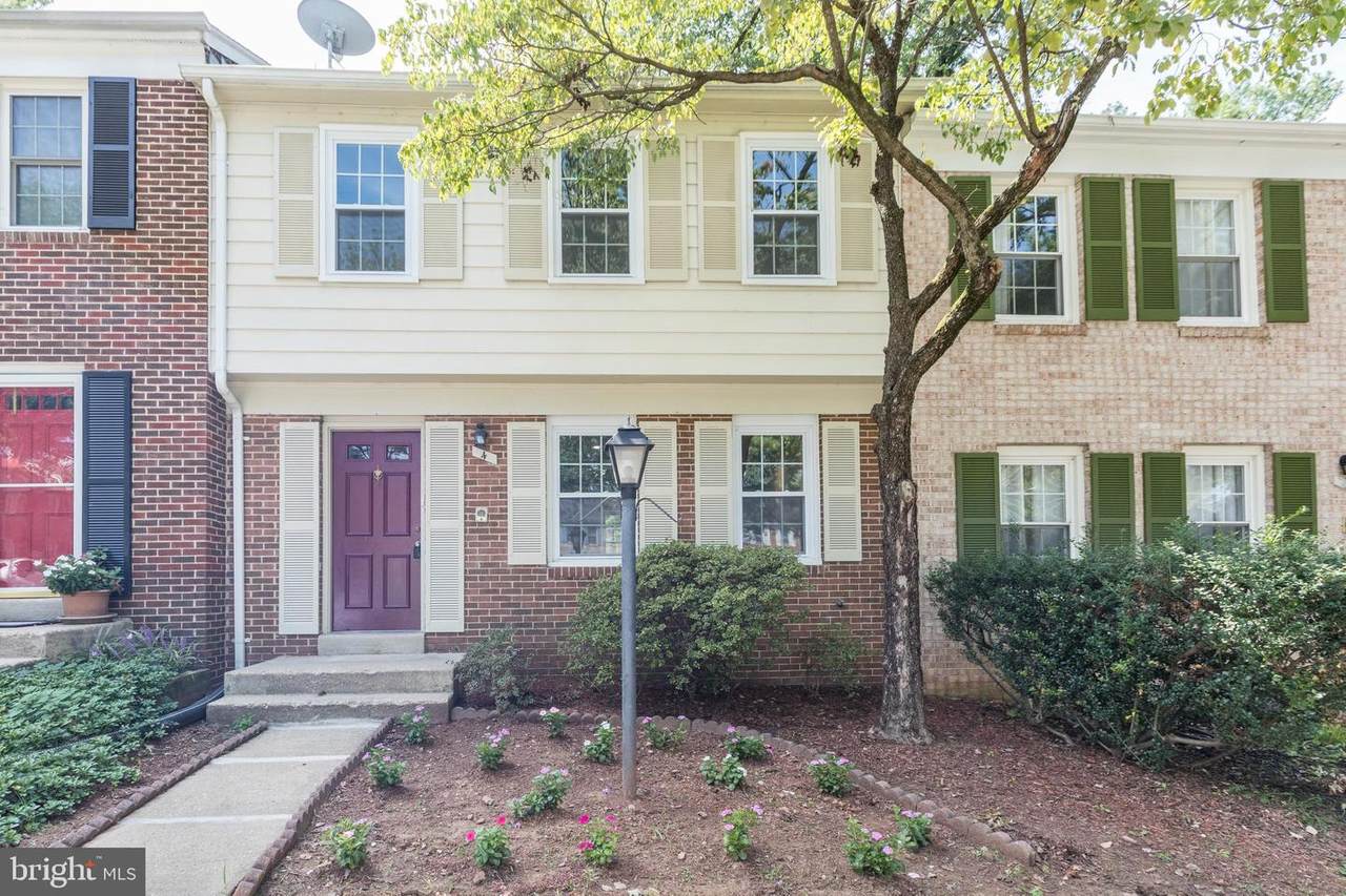 4 Ingleside Court - Photo 1