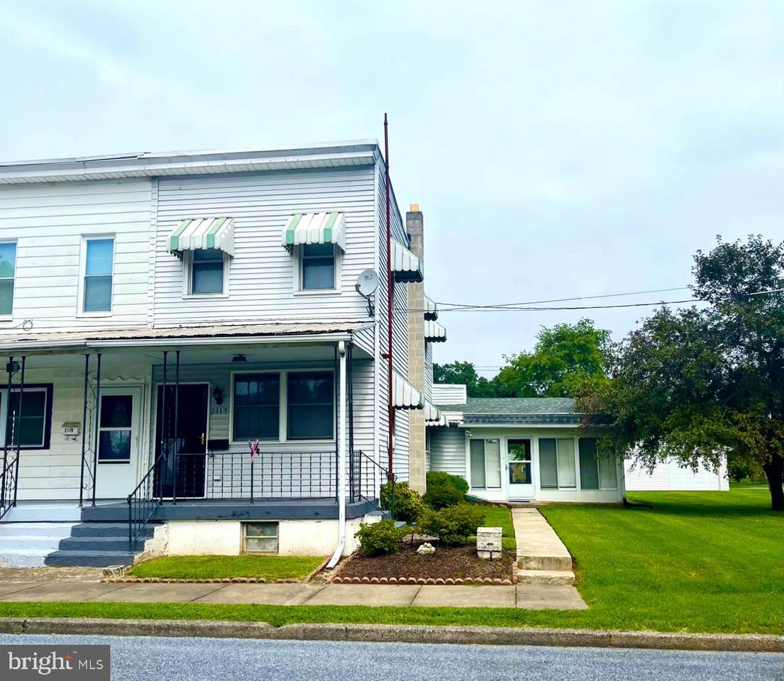 2115 2ND Street - Photo 1