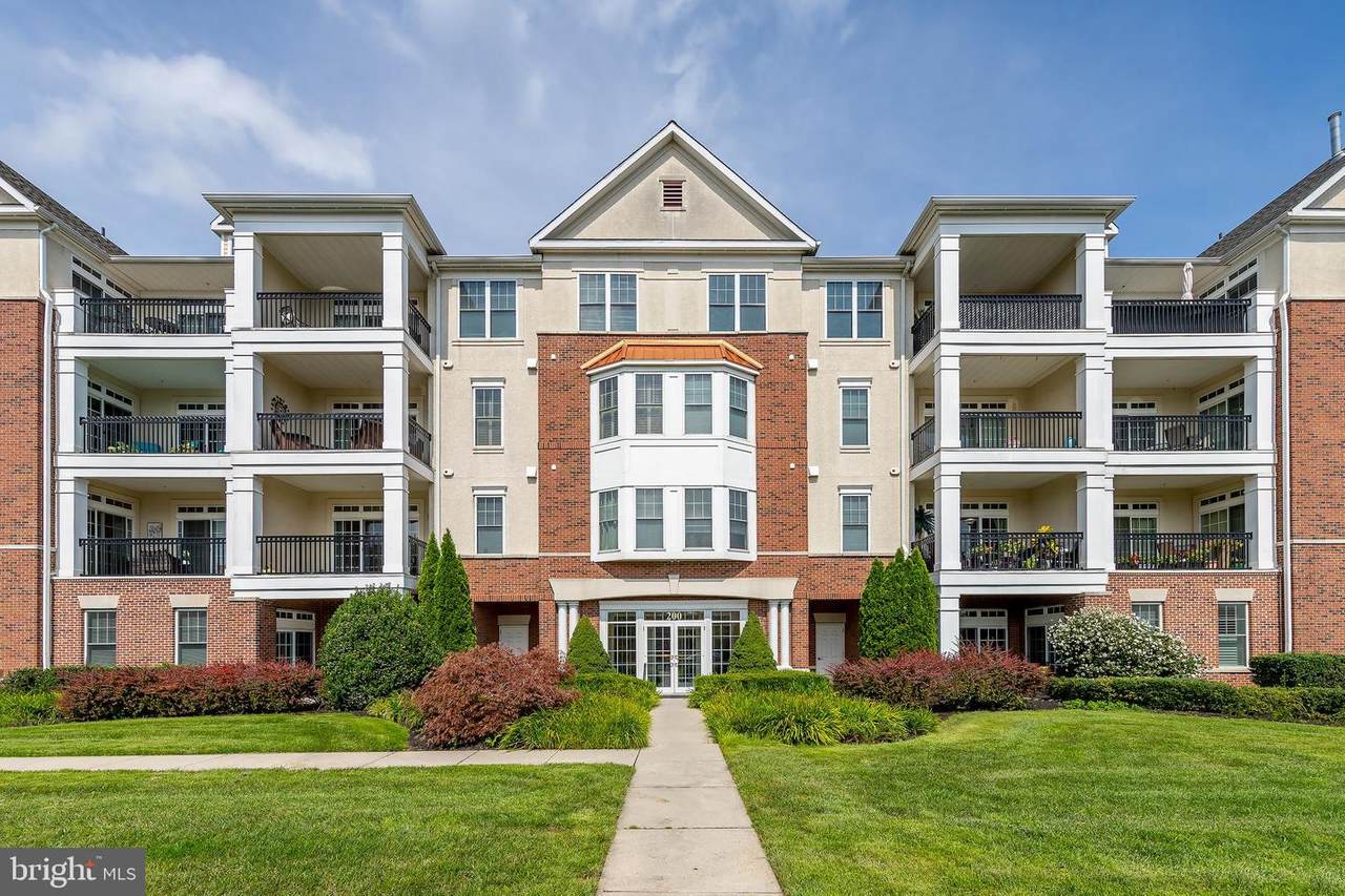 236 Garden Park Boulevard - Photo 1