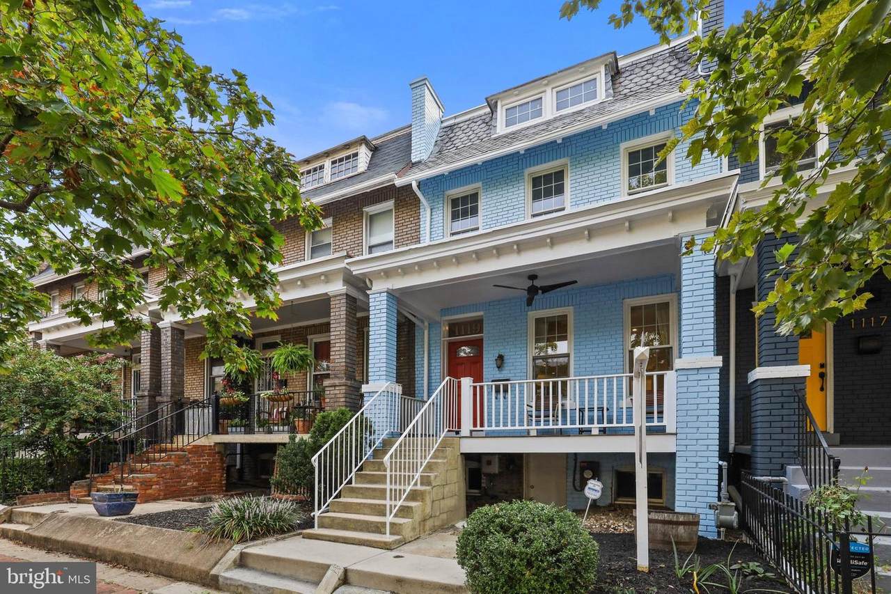 1119 4TH Street - Photo 1