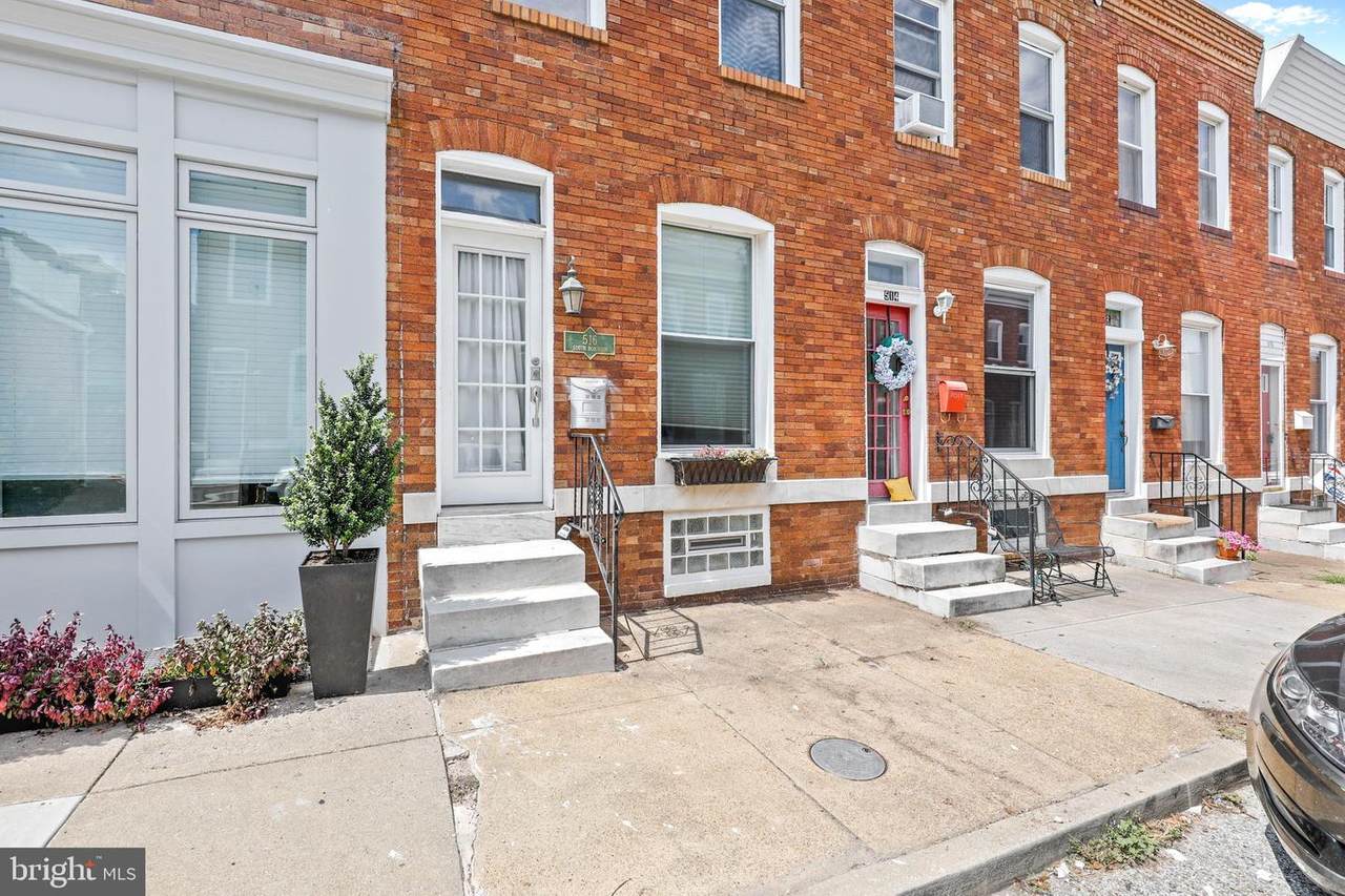 516 Robinson Street - Photo 1