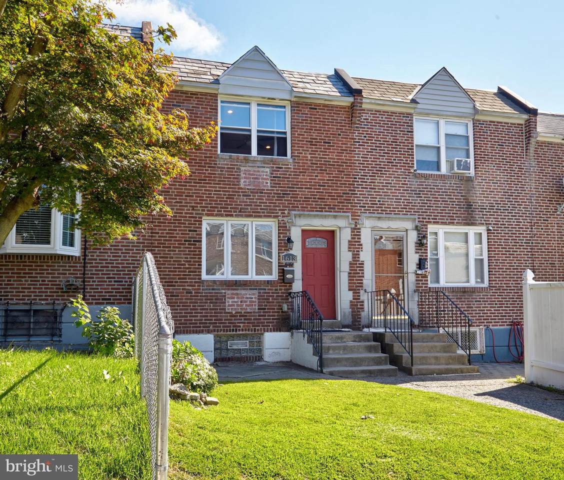 1613 Merribrook Road - Photo 1