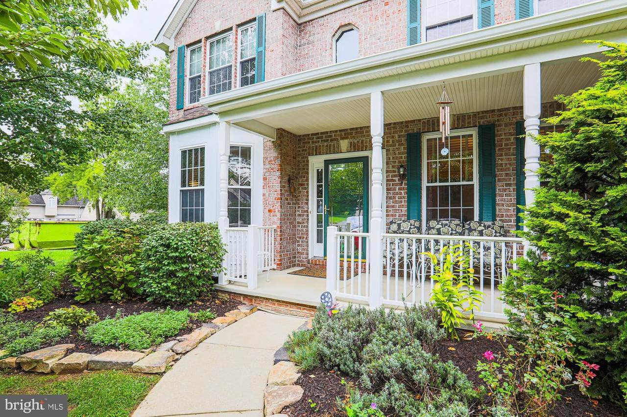 6 Foxway Terrace - Photo 1