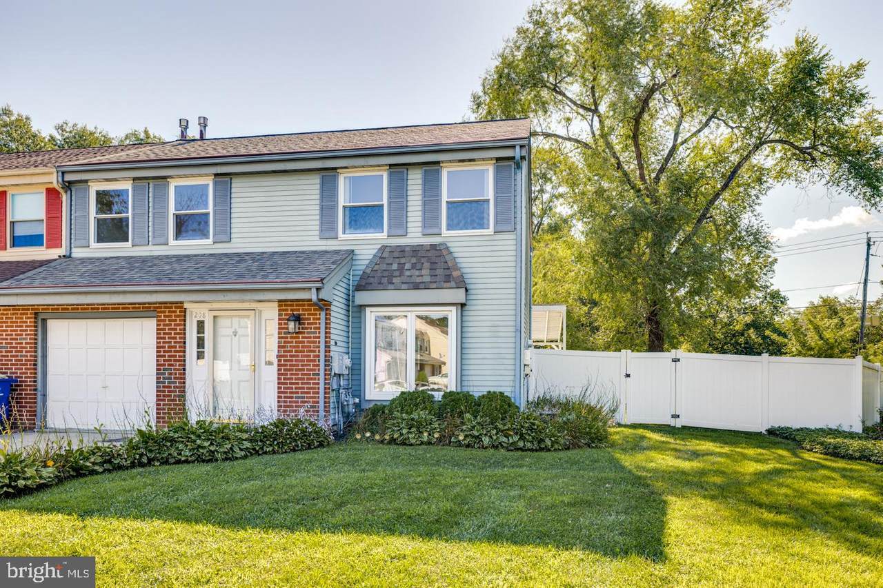 208 Burnam Wood Drive - Photo 1