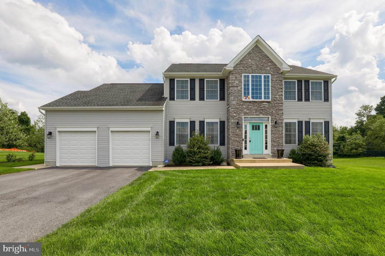 89 Edinboro Lane - Photo 1