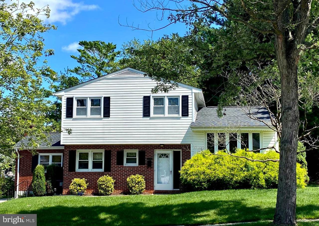 1225 Charmuth Road - Photo 1