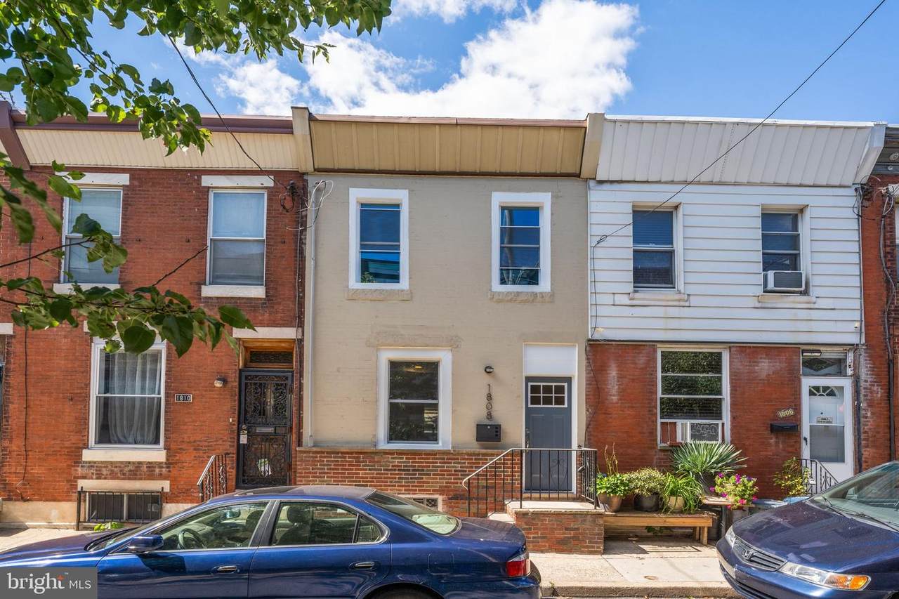 1808 Bancroft Street - Photo 1