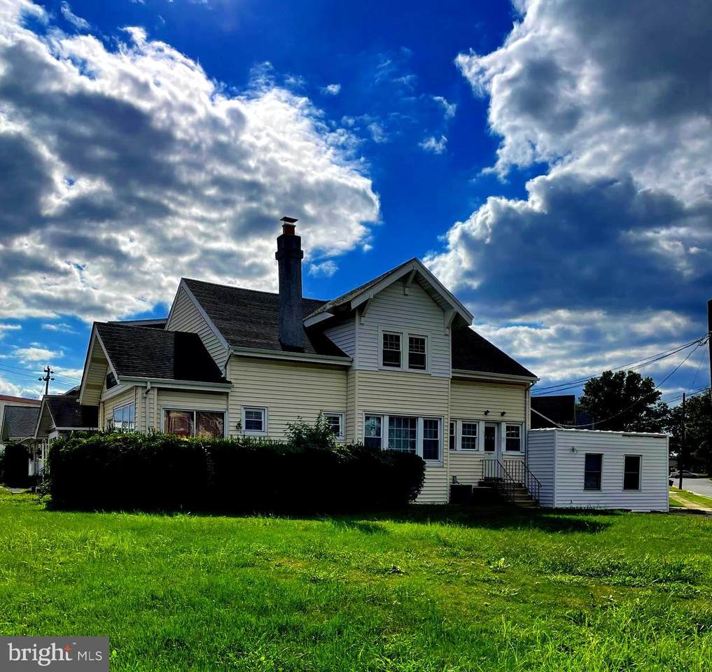 201 Maryland Avenue - Photo 1