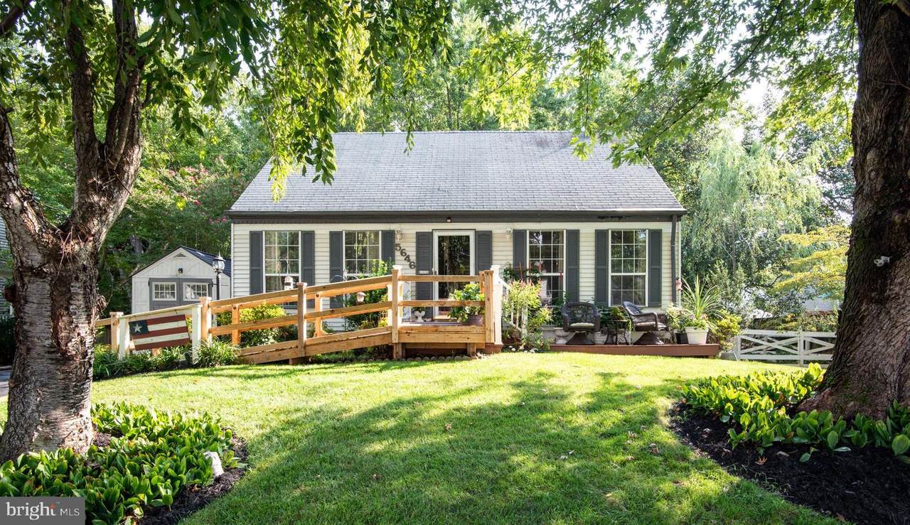 5646 Roundtree Drive - Photo 1