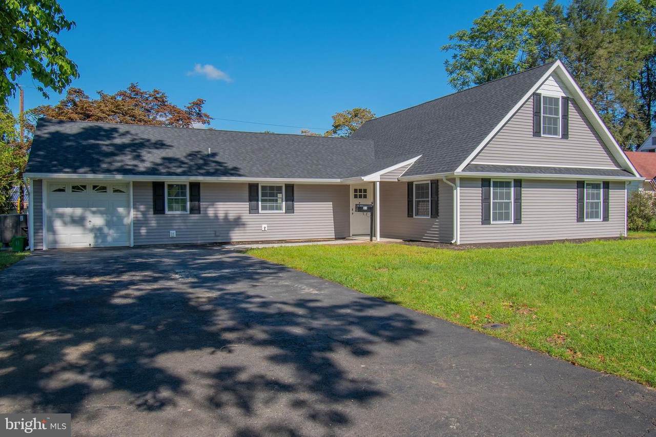 11 Foxglove Road - Photo 1