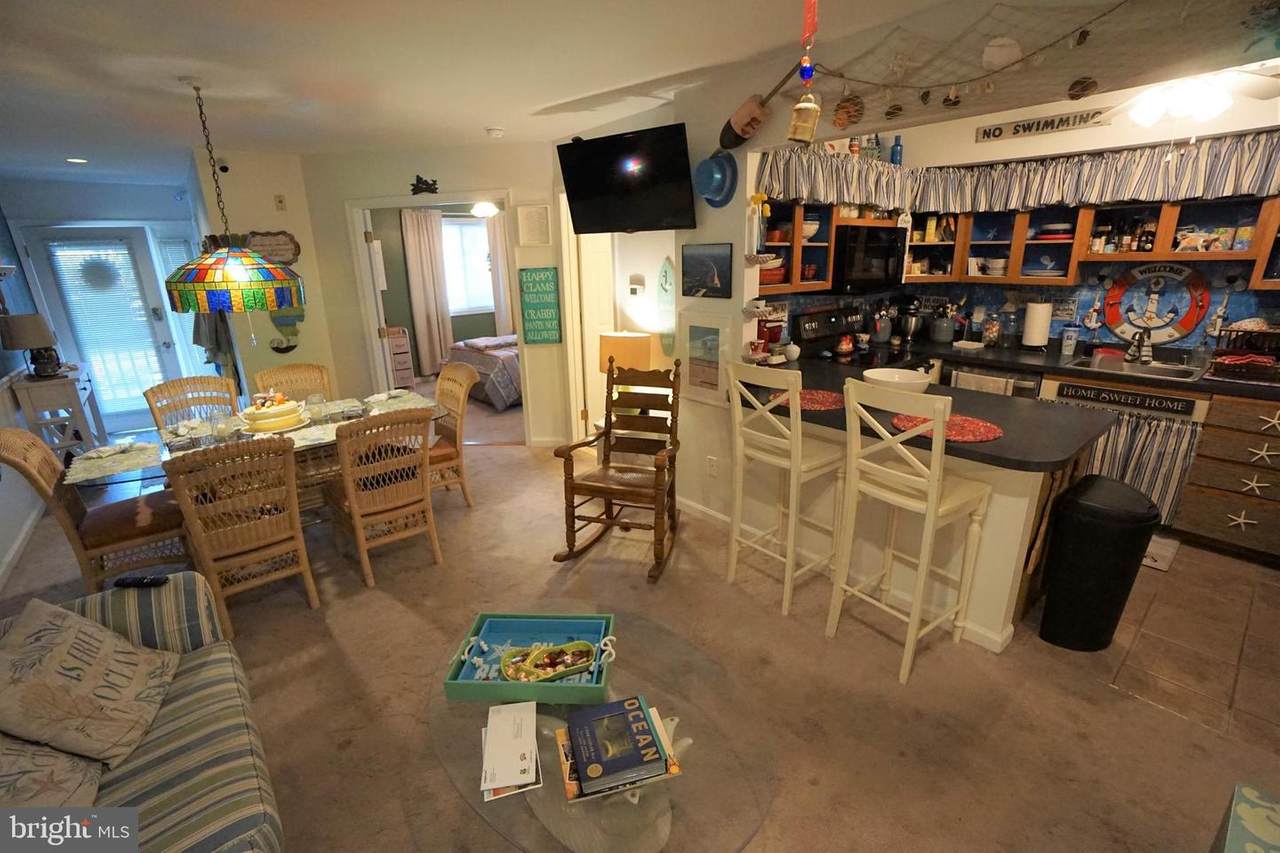 14301 Tunnel Avenue - Photo 1