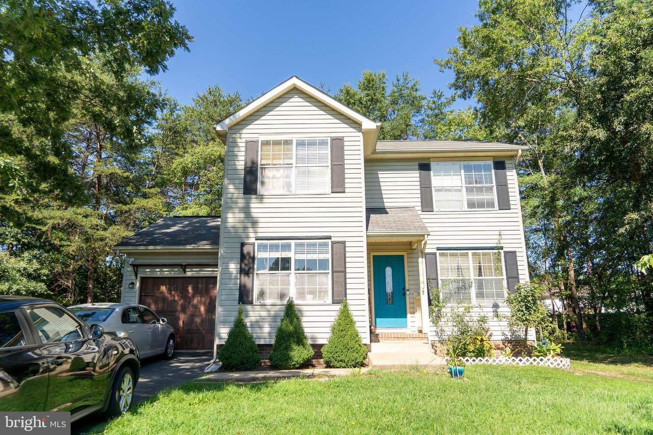8606 Leslie Court - Photo 1