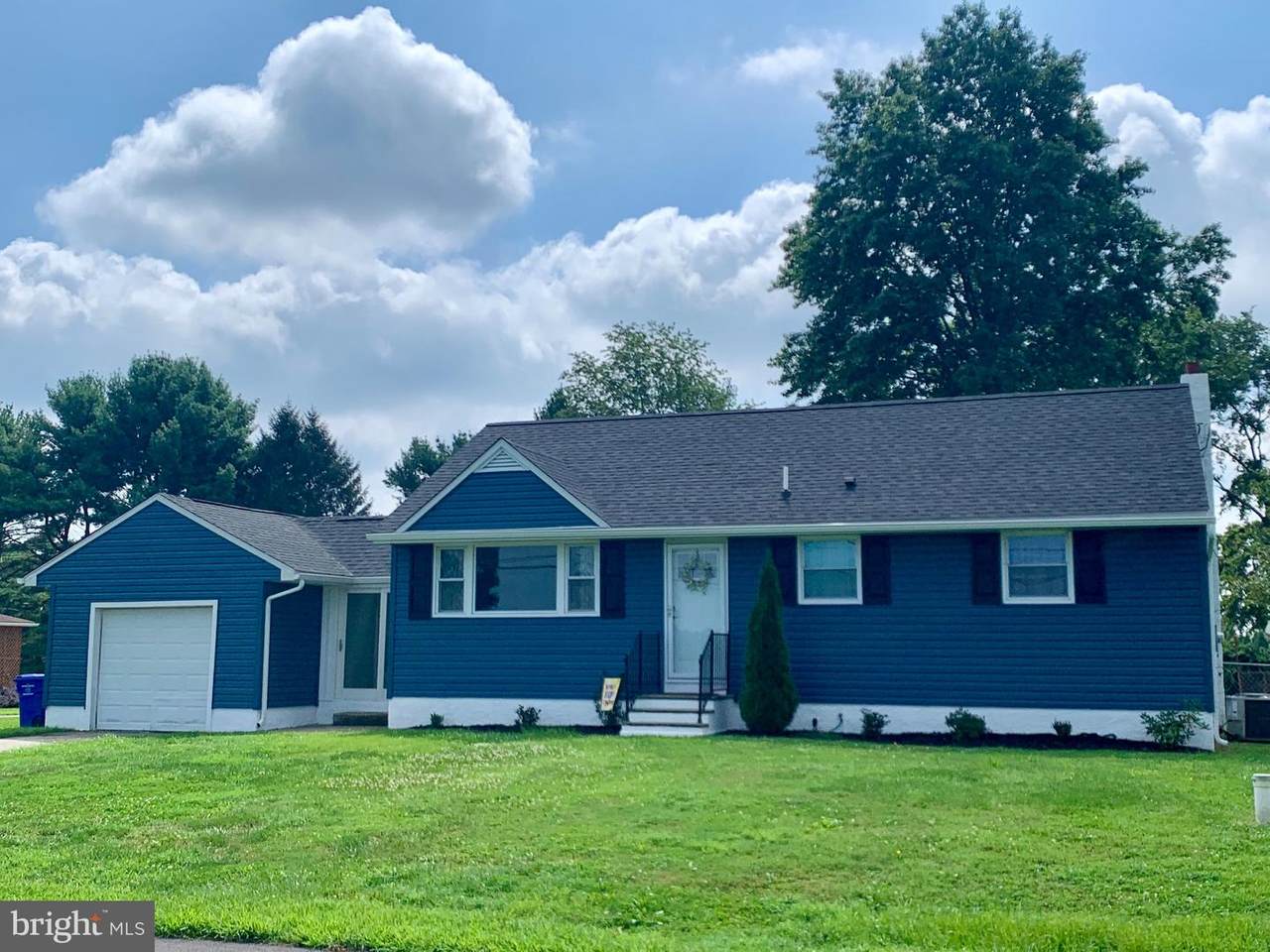 400 Chestnut (Elsinboro) - Photo 1