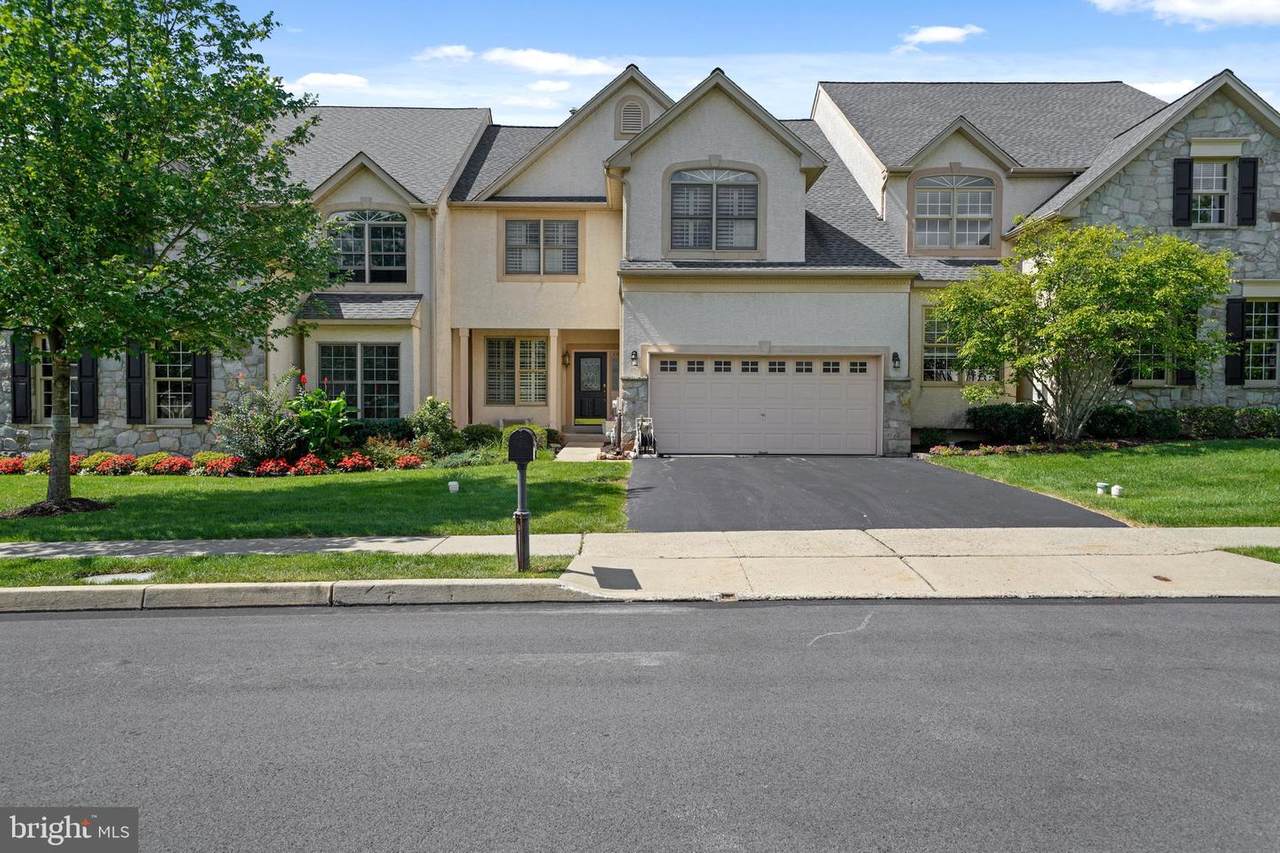 40 Granville Way - Photo 1