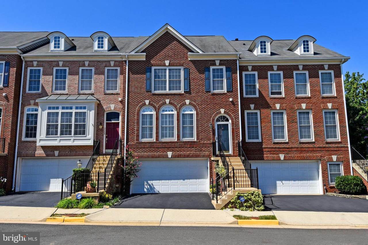 3386 Wilton Crest Court - Photo 1