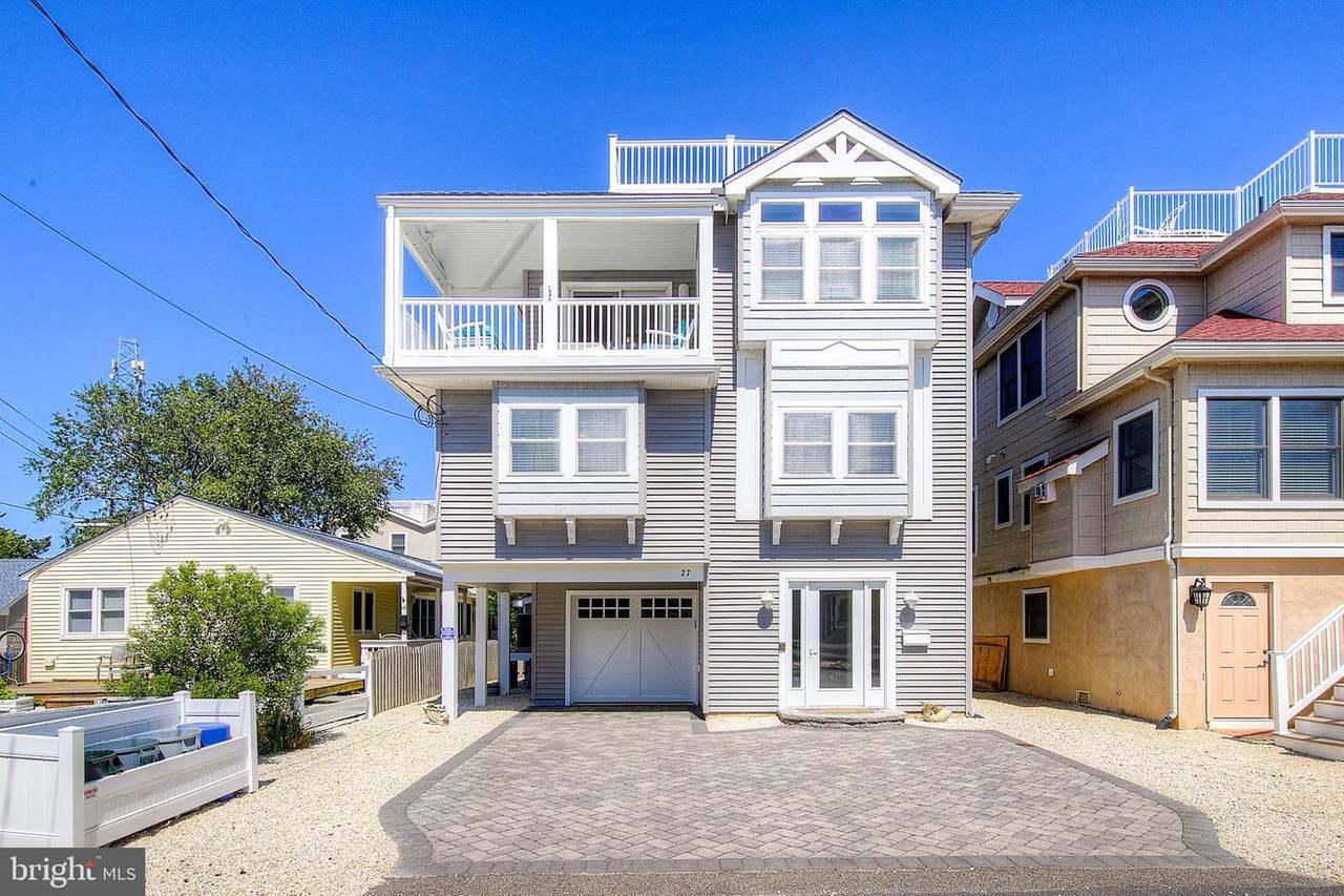 27 23RD Street - Photo 1