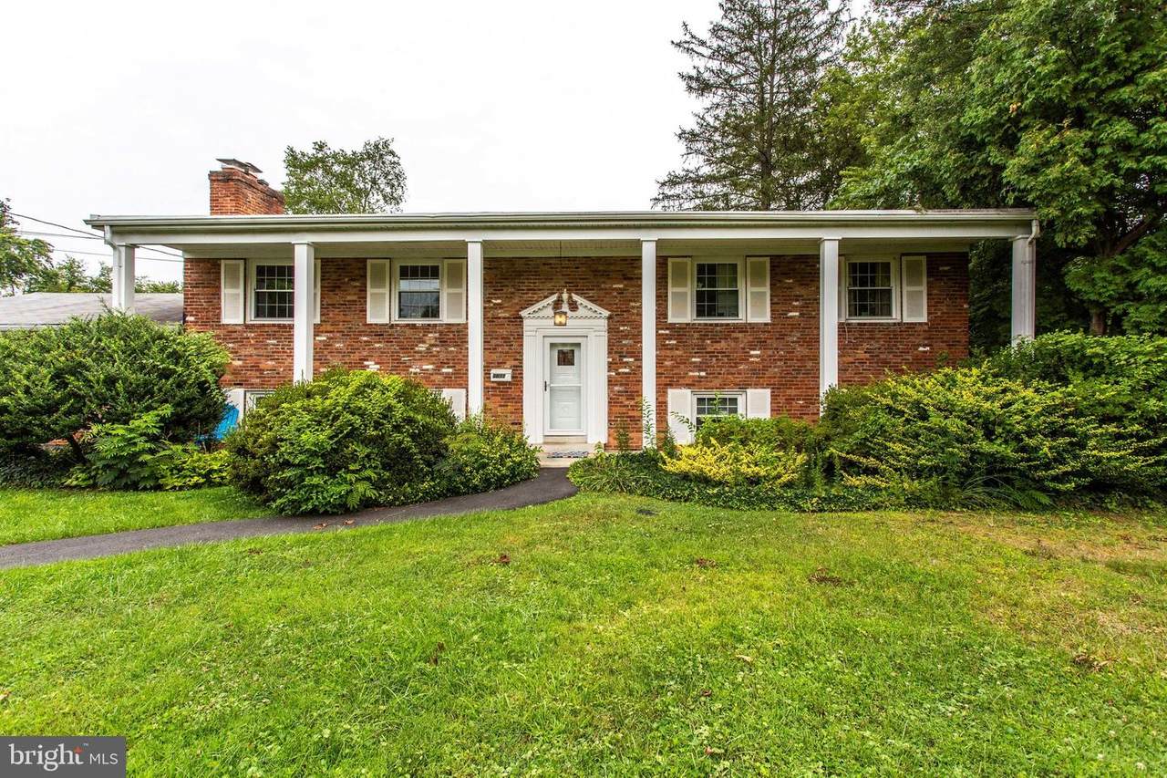 1631 Cecile Street - Photo 1