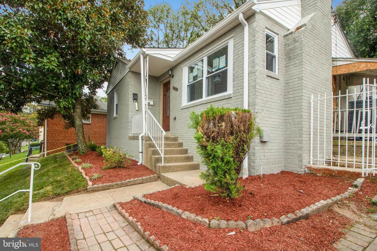 3049 P Street - Photo 1