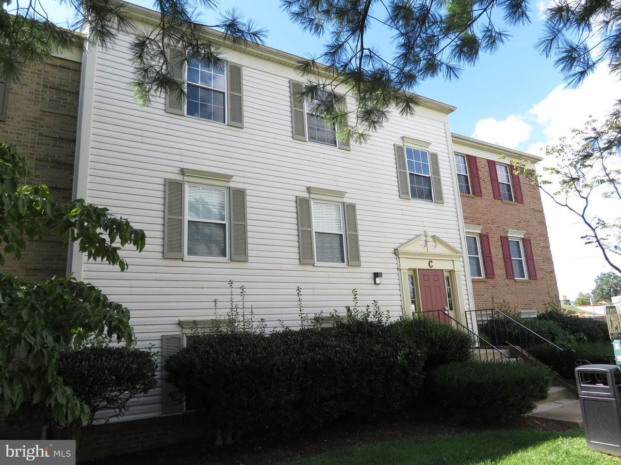 1405 Key Parkway - Photo 1