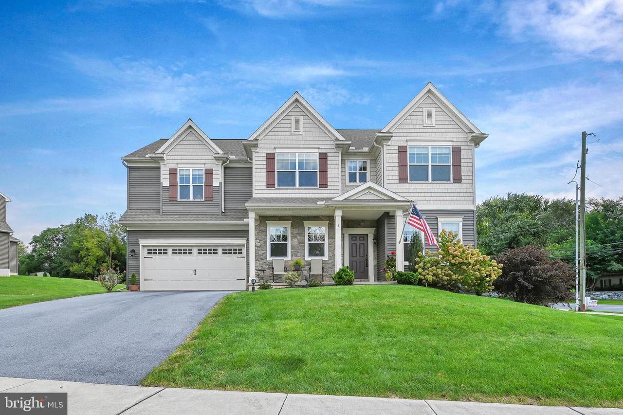 1 Creekside Drive - Photo 1
