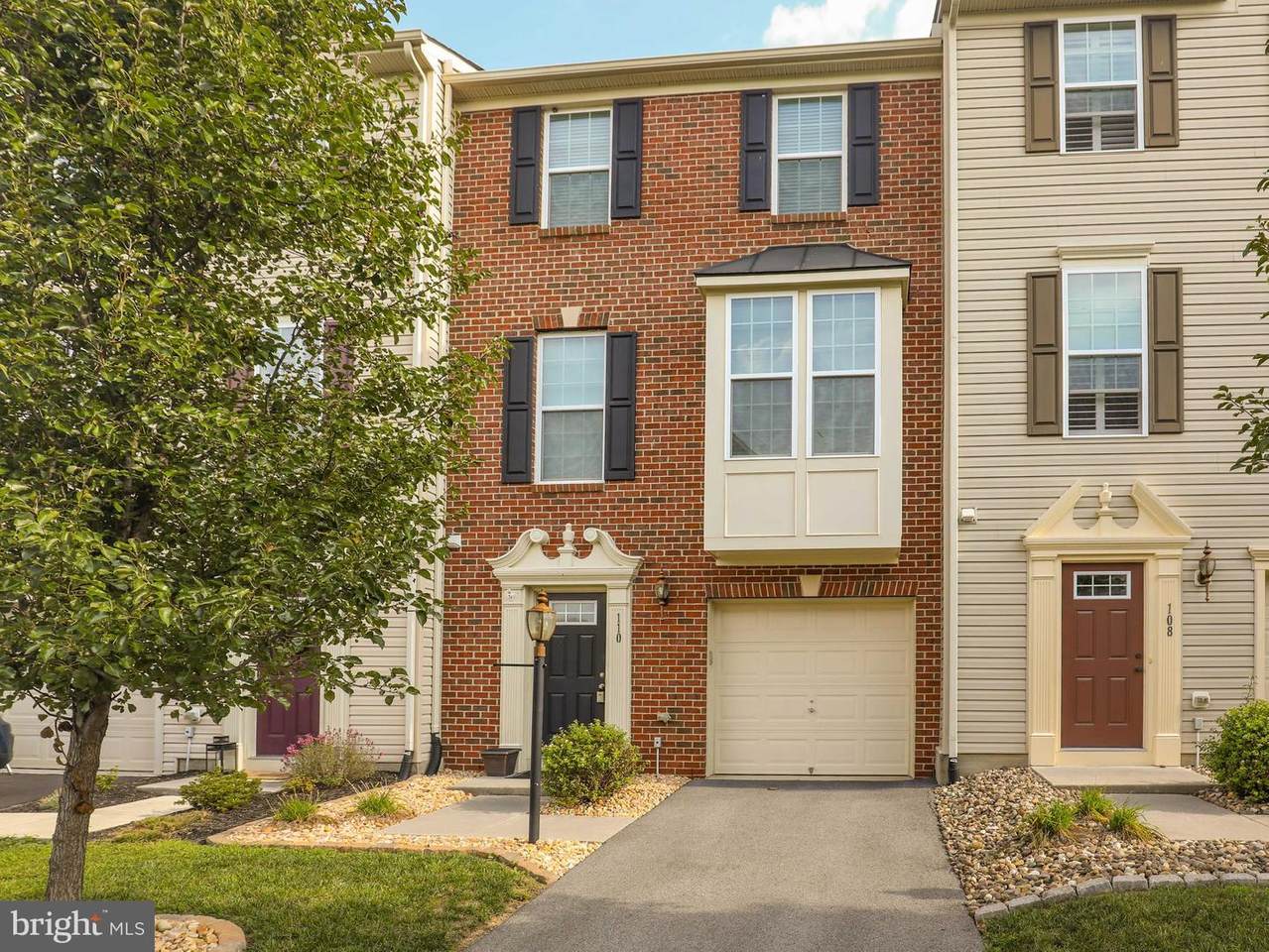 110 Argyle Court - Photo 1