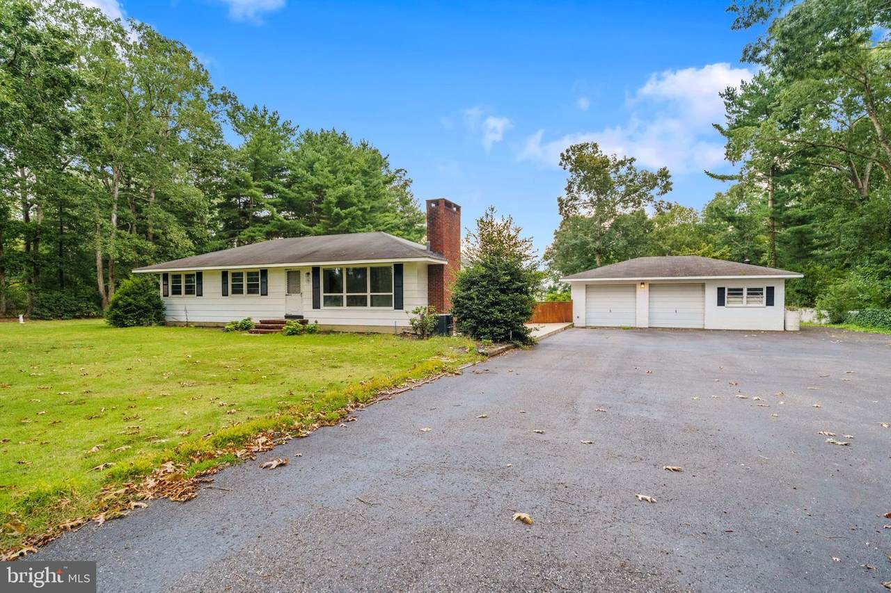 26 Forest Road - Photo 1