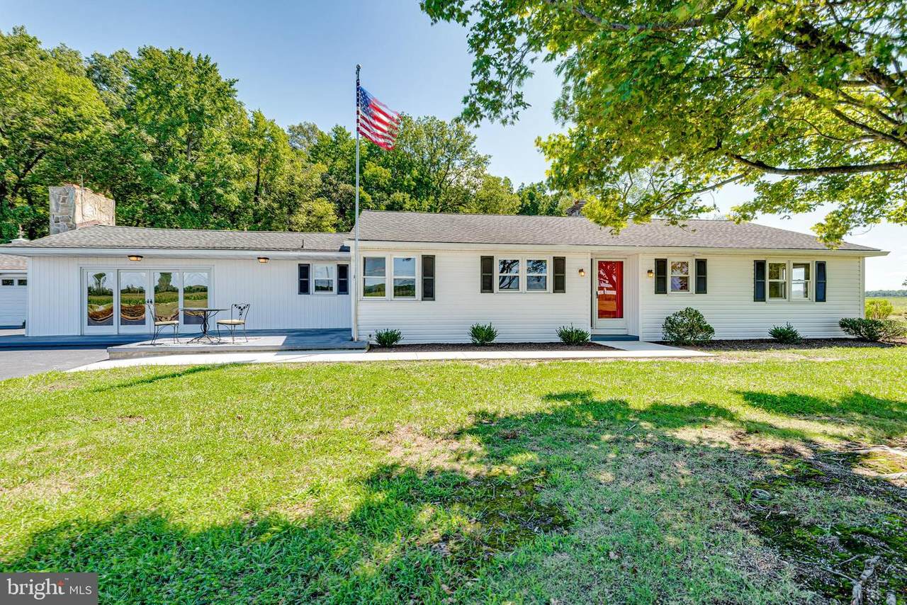 1519 Goldsboro Road - Photo 1