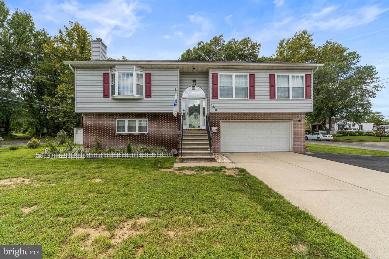 1500 Walnut Street - Photo 1