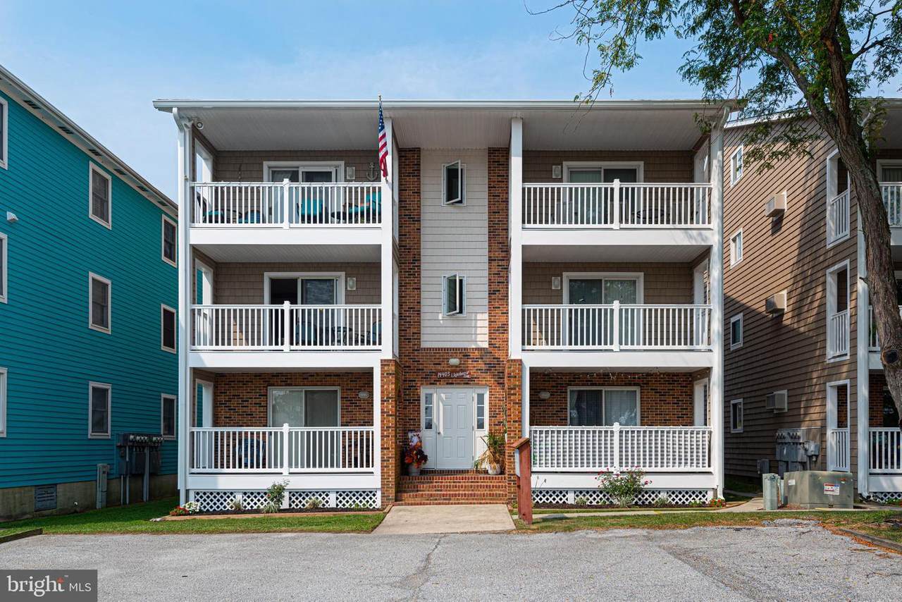 14403 Lighthouse Avenue - Photo 1