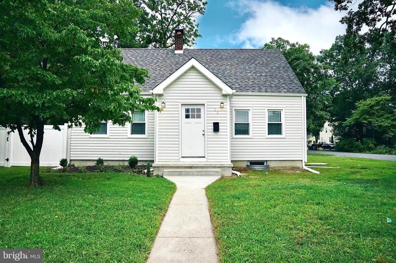 29 Hemlock Avenue - Photo 1
