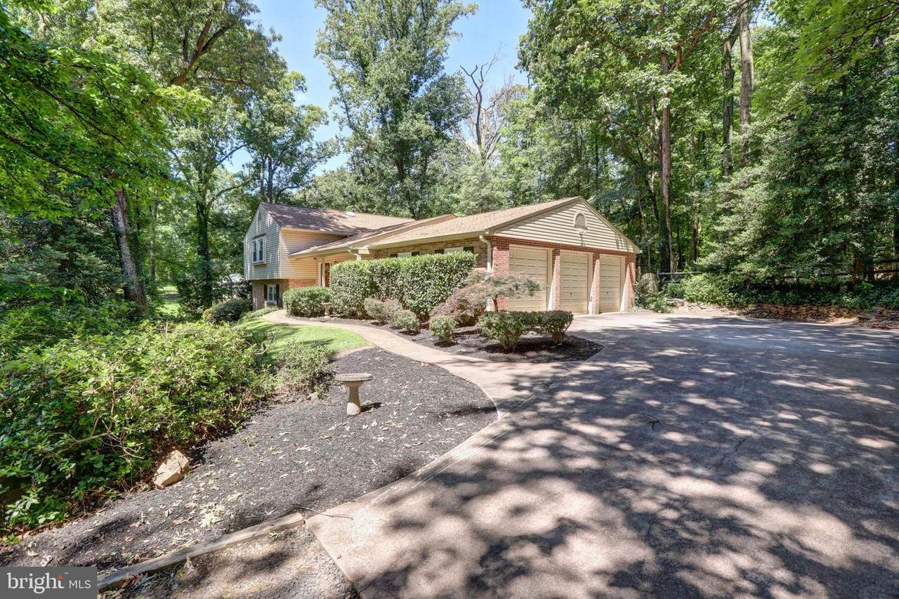 11348 Vale Road - Photo 1