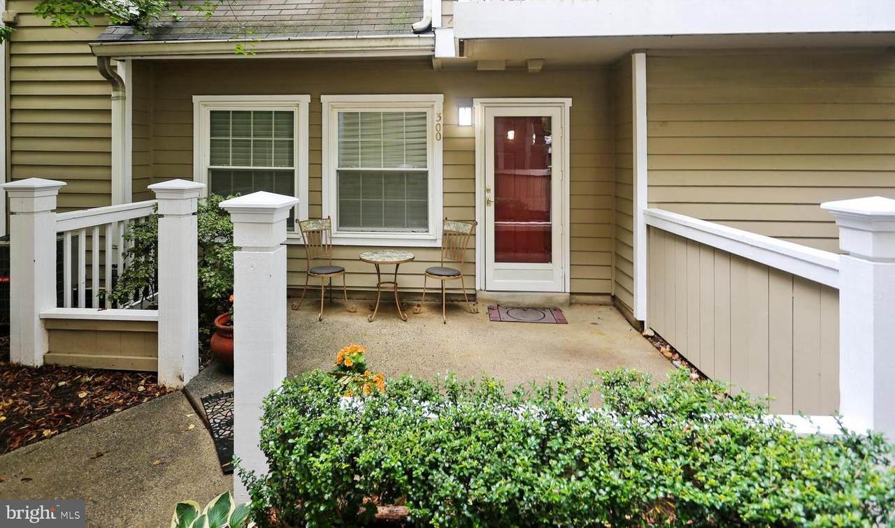 5821 Inman Park Circle - Photo 1